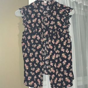 Forever 21 Floral button up ruffles blouse
